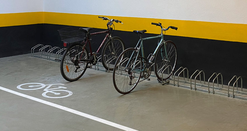 PARKING BICICLETAS  